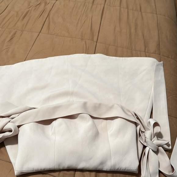 Keepsake Another World Beige Off-the-Shoulder
Dress - Picture 9 of 9